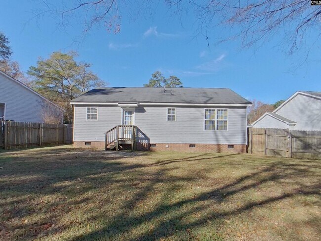 Building Photo - 3 Sonny Ct