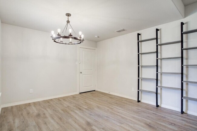 Building Photo - 2531 137th St