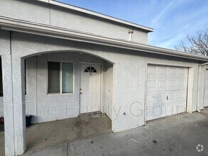 Building Photo - 1434 Cottage Pl
