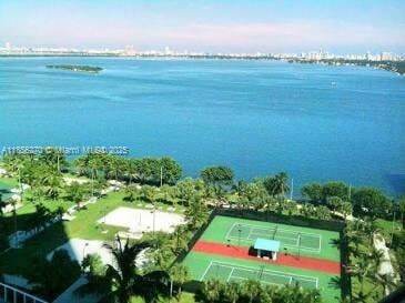 Building Photo - 1750 N Bayshore Dr