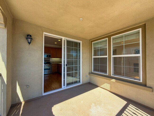 Building Photo - 8262O | Citrus Walk in Ventura | Unfurnished