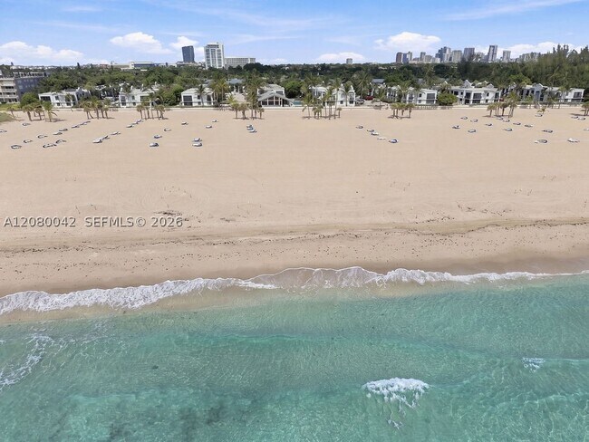Building Photo - 1565 S Ocean Dr