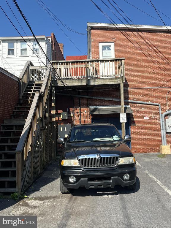 Building Photo - 44 S Loudoun St