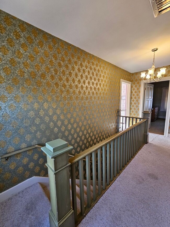 Building Photo - 4 BED | 2.5 BATH | DOUBLE GARAGE | WEST RAPID | FURNISHED