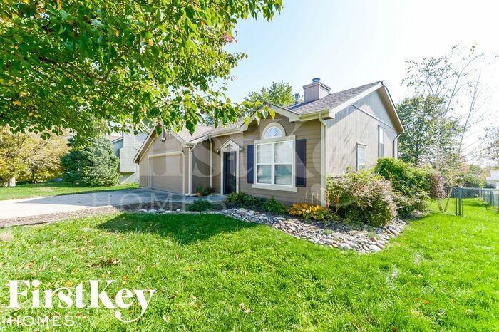 Building Photo - 609 Rosehill Dr
