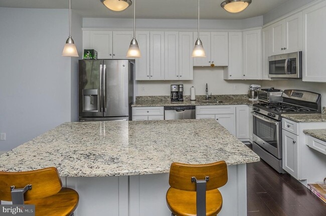 Building Photo - 2330 NJ-33