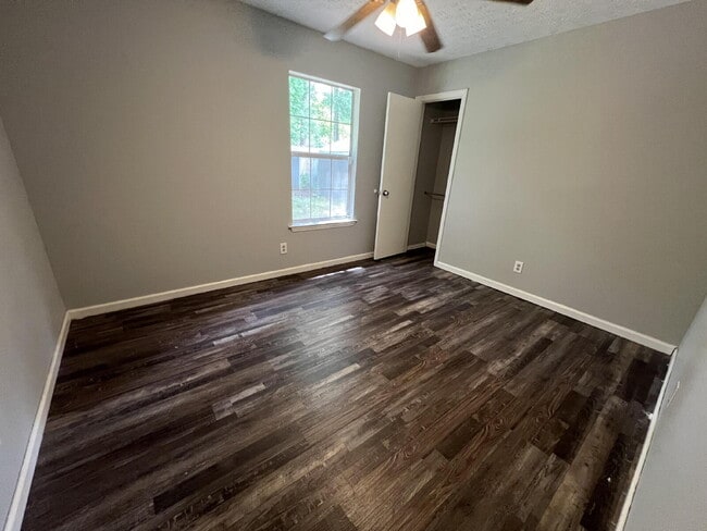 Building Photo - Charming 3 Bed, 2 Bath Home for Rent in Ri...