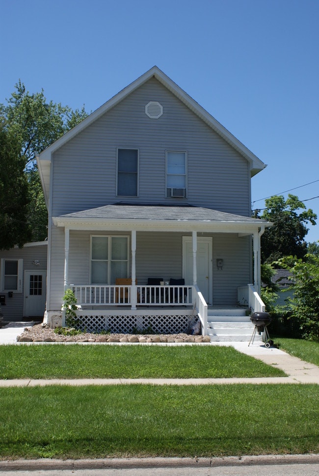 Building Photo - 933 Wheeler St