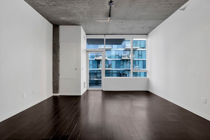 Building Photo - 1345 S Wabash Ave
