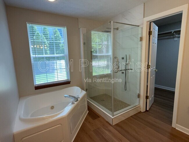 Building Photo - 5386 Rippling Brook Way
