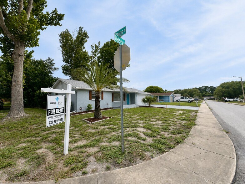 Building Photo - 7924 Halsey Dr