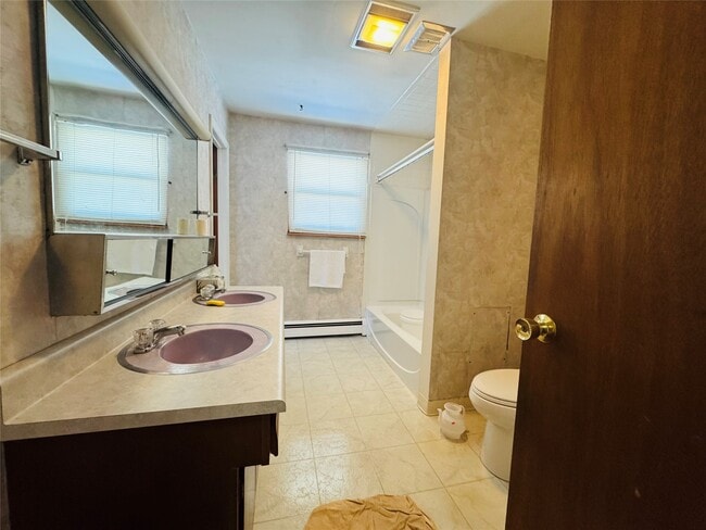 Building Photo - 100 Felters Rd