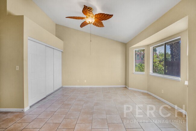 Building Photo - 1285 Granite Dr