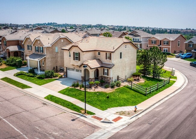 Building Photo - Charming 3 Bed, 2.5 bath in Northgate in D20