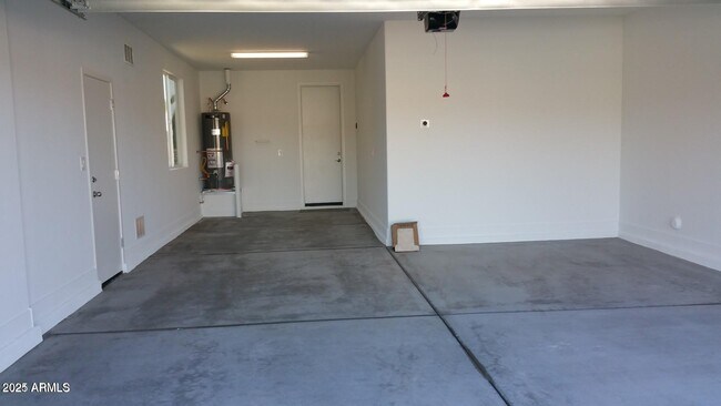 Building Photo - 9341 S 55th Pl