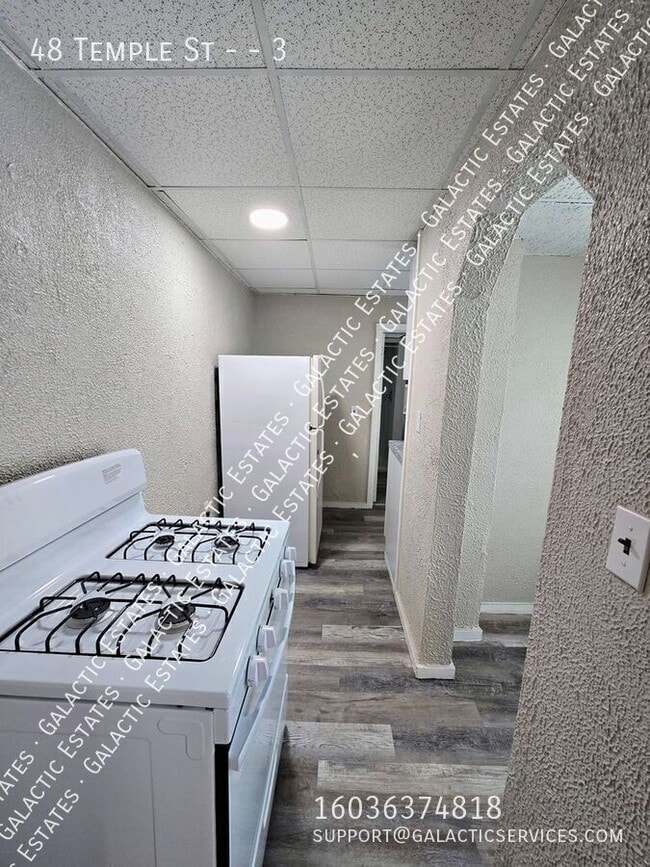 Building Photo - 48 Temple St