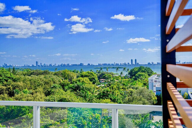 Building Photo - 3900 Biscayne Blvd