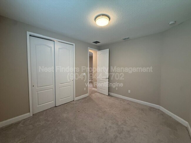 Building Photo - 104 Silver Reef Ln