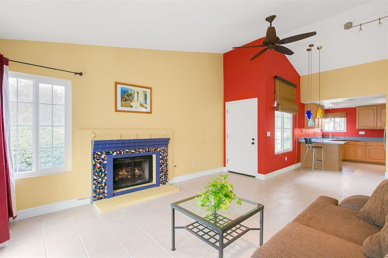 Building Photo - 2831 Hillsboro Court