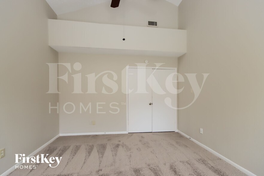 Building Photo - 3919 Algernon Dr