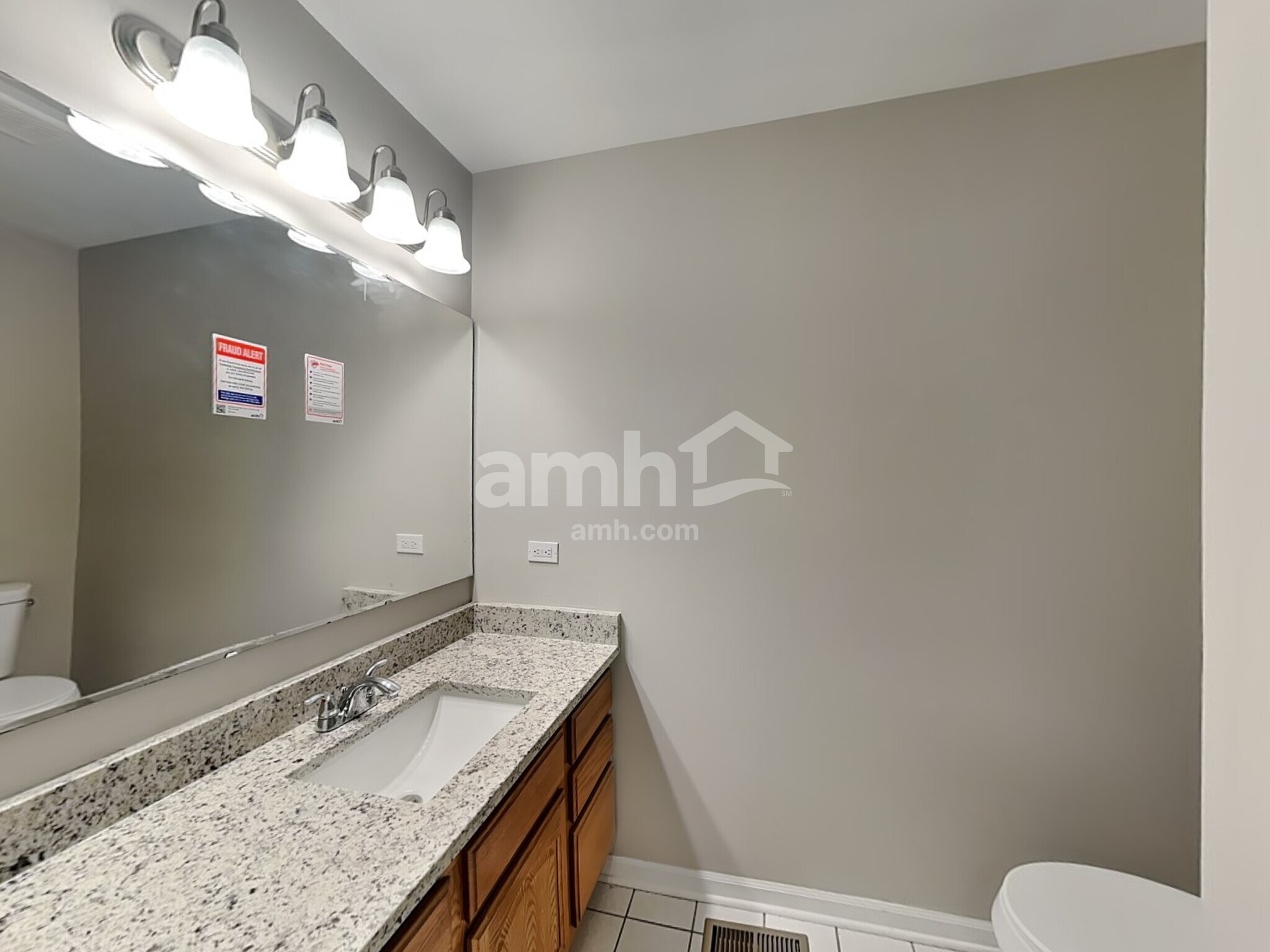 Building Photo - 3612 Fawn Ln