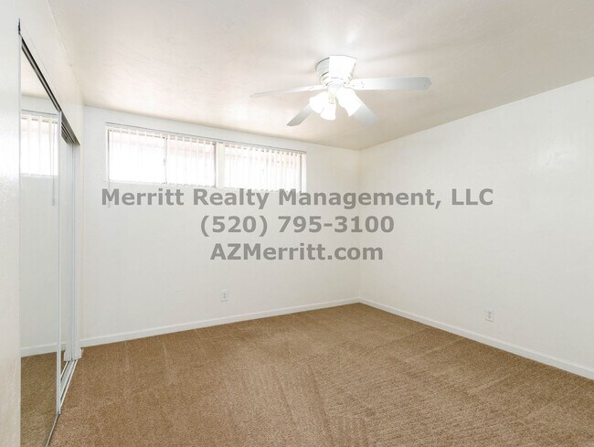 Building Photo - Sam Hughes 4 bedroom, 3 bath home with was...