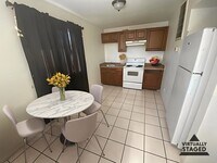 Building Photo - Near John C Lincoln & local colleges