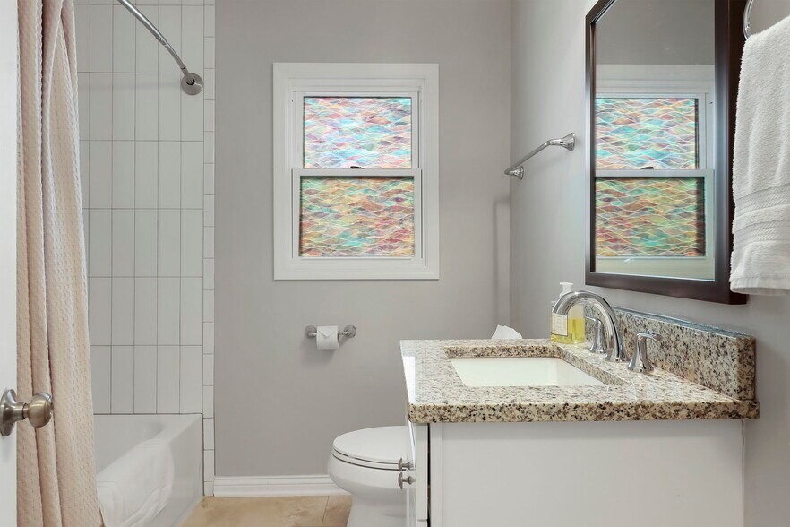 Building Photo - 500 W Pacific Ave