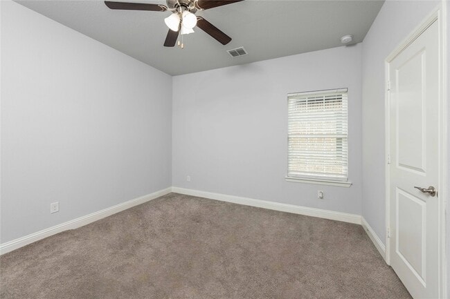 Building Photo - 354 Rock Acre Dr