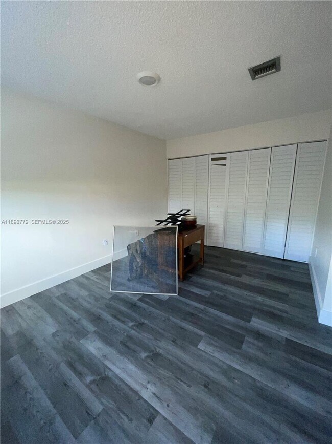 Building Photo - 4300 Landar Dr