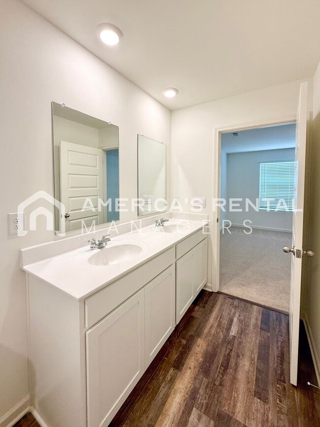 Building Photo - Spacious Single-Story Living in Vance, AL! View with 48 Hours Notice! REDUCED PRICE!  DEPOSIT PEN...