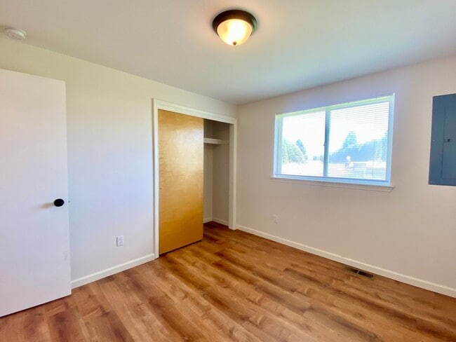 Building Photo - 3 Bedroom Home in Rural West Valley