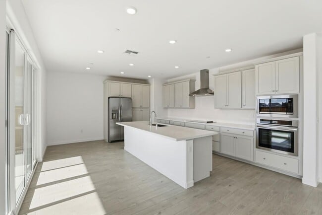 Building Photo - 3730 Benicia Ave