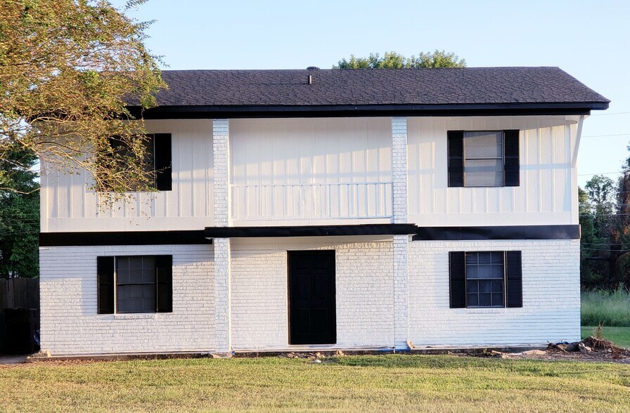 Building Photo - 405 Willett Pl Blvd