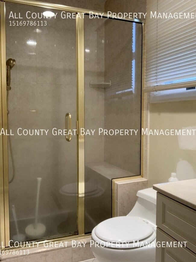 Building Photo - 3 Vernon St