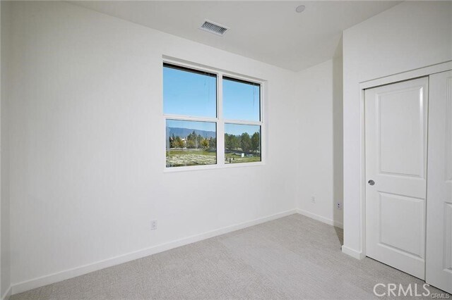 Building Photo - 944 N Divino Privado