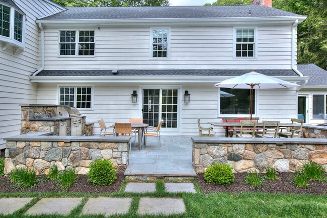 Building Photo - 55 Blueberry Hill Rd