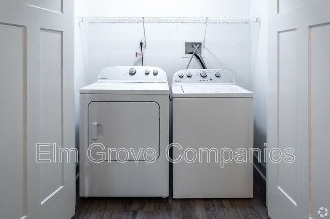 Building Photo - 63 Monroe Dr