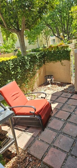 Patio - 25701 Holiday Cir