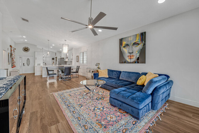 Building Photo - 9725 Cherry Blossom Ct