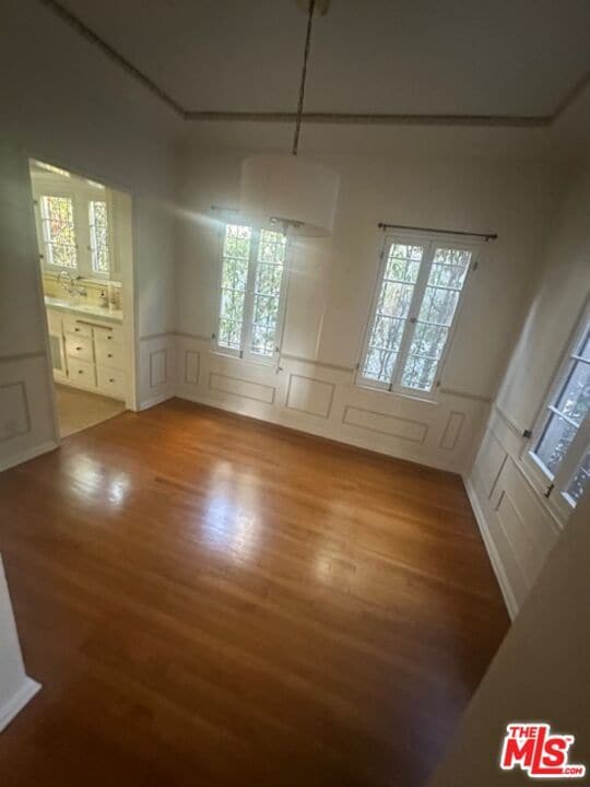Building Photo - 1607 Stearns Dr