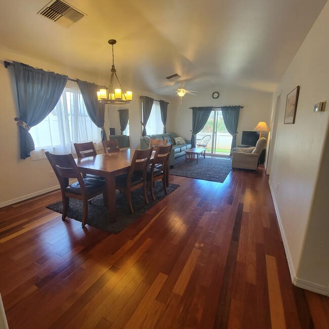 Building Photo - Charming Furnished 3 Bedroom Home In Kihei