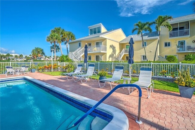 Building Photo - 5601 NE Gulfstream Way