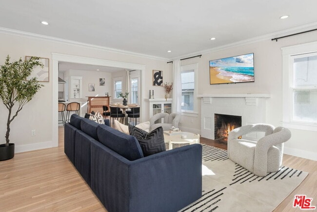 Building Photo - 1224 N Ogden Dr