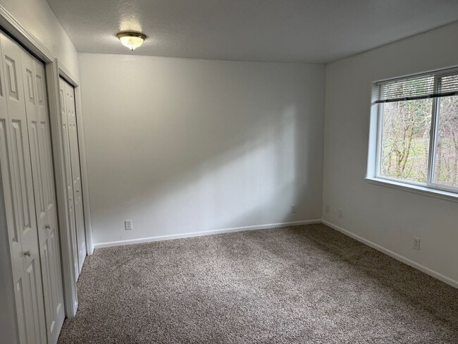 Building Photo - 359 S 58th St