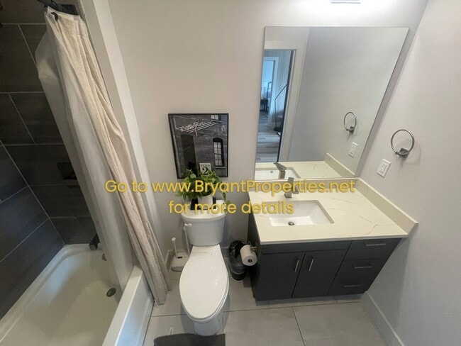 Building Photo - Nashville - Furnished 2-Bedroom Condo