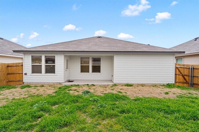 Building Photo - 112 Ragnar Dr