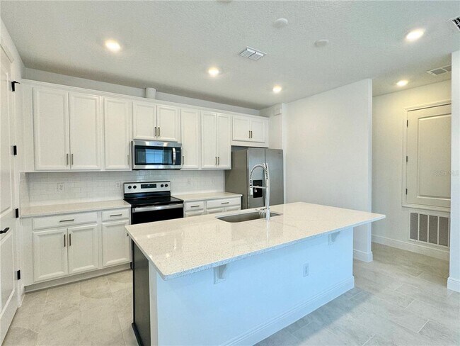 Building Photo - 13408 Beebe Aly