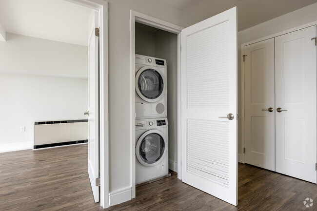 Interior Photo - The Cole by Stonehenge