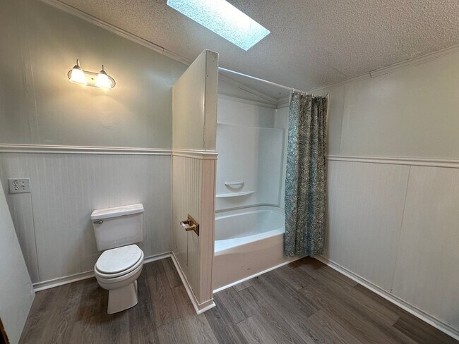 Building Photo - Spacious home in Campbell County. Country living!